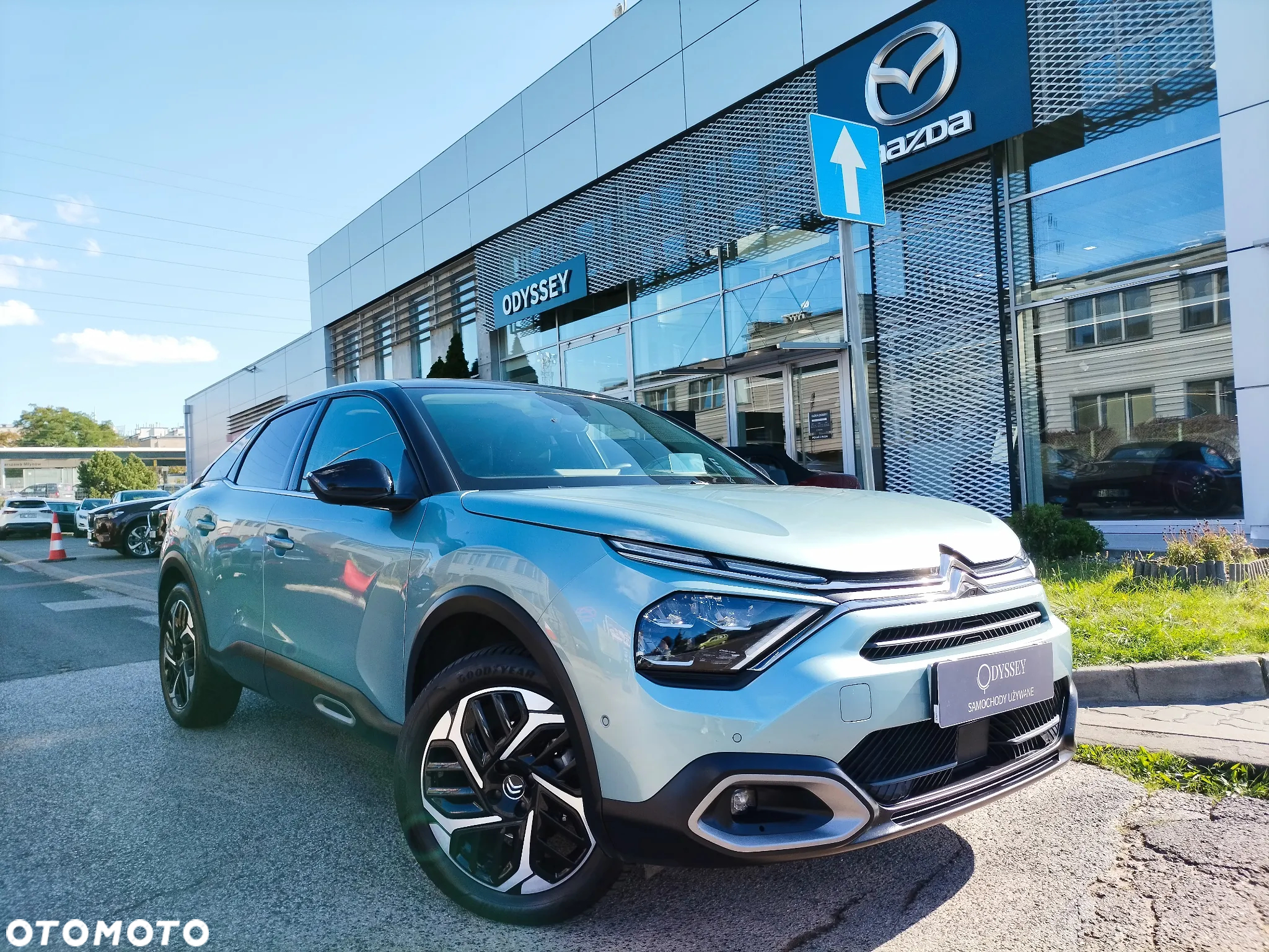 Citroën C4 1.2 PureTech Shine S&S EAT8 - 2