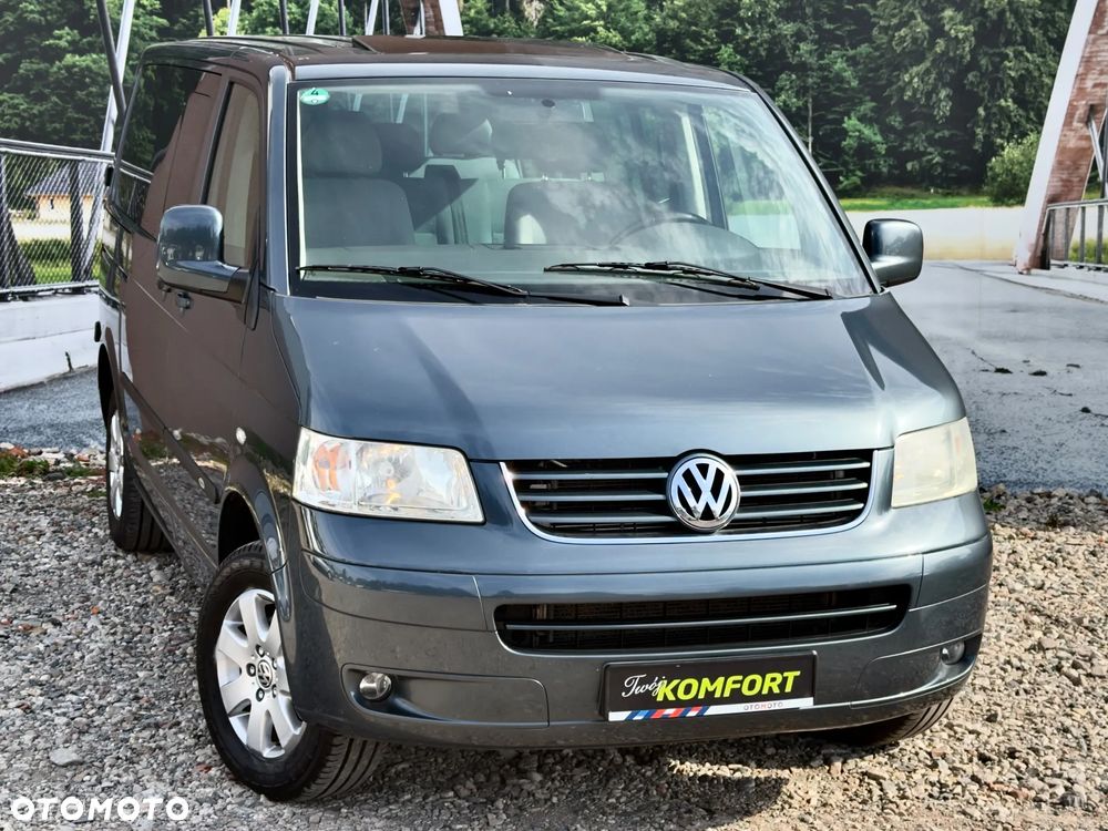 Volkswagen Caravelle - 2