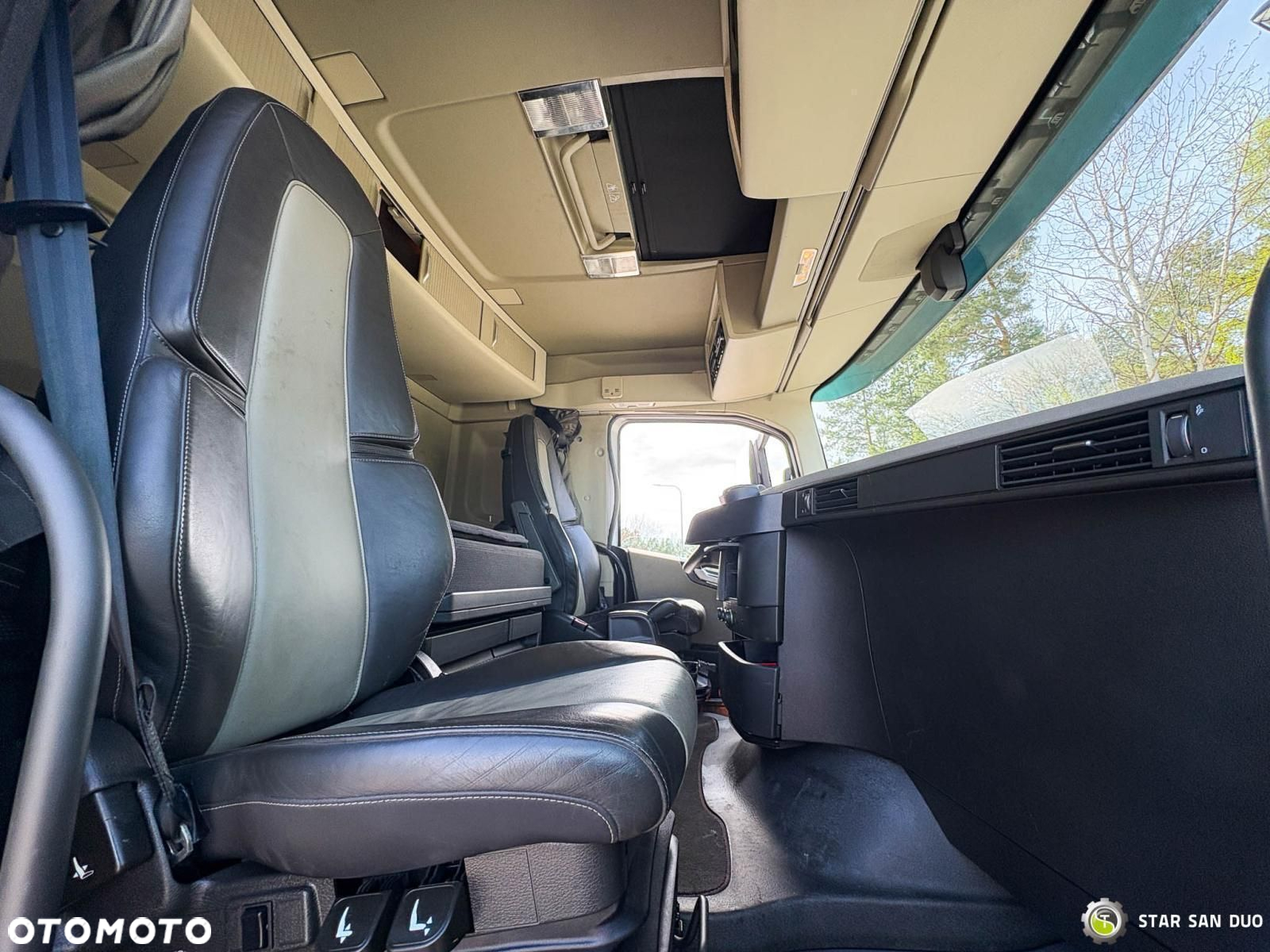 Volvo FH 500 8x4*4 PK65002 Fly JIB HDS Żuraw 7456 godzin Euro 6 Wciągarka - 28