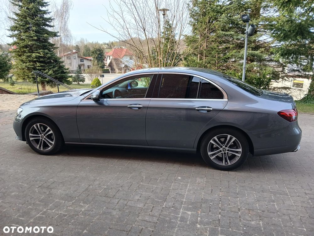 Mercedes-Benz Klasa E 220 d 4-Matic Exclusive - 8