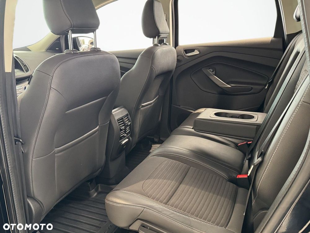 Ford Kuga - 14