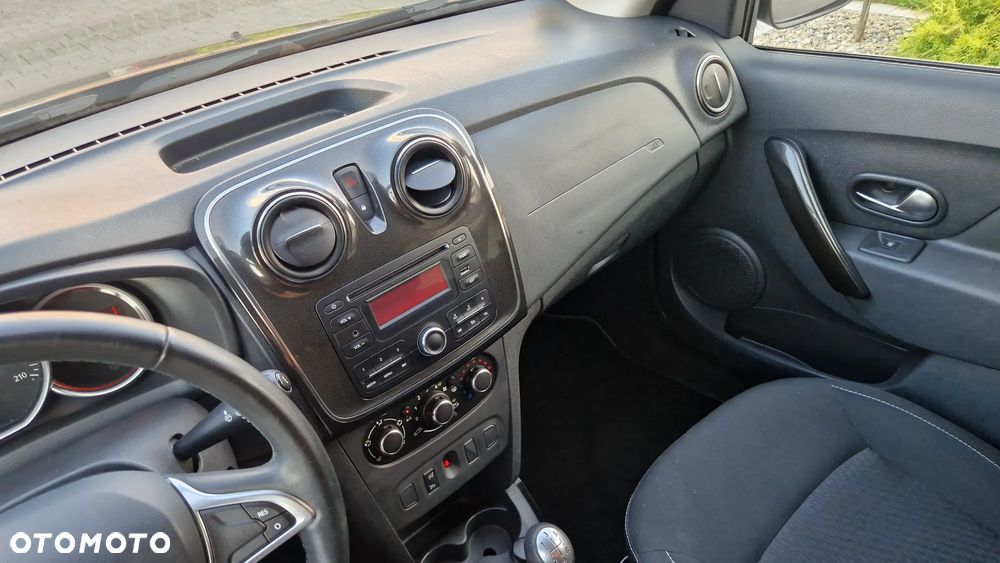 Dacia Logan TCe 90 (S&S) Comfort - 13