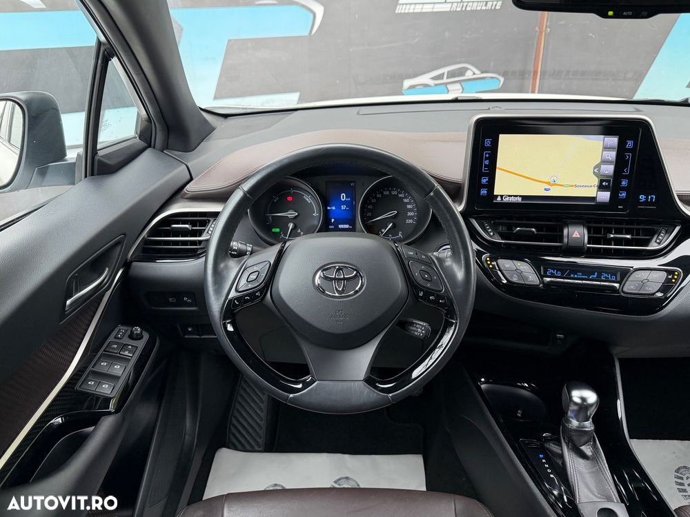 Toyota C-HR Lounge - 11