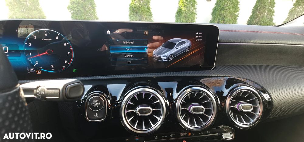 Mercedes-Benz CLA 220 Shooting Brake 7G-DCT AMG Line - 24