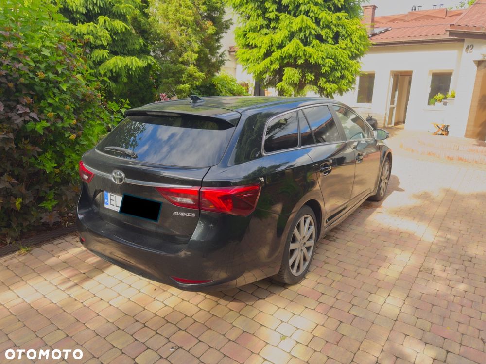 Toyota Avensis 1.8 Premium MS - 5