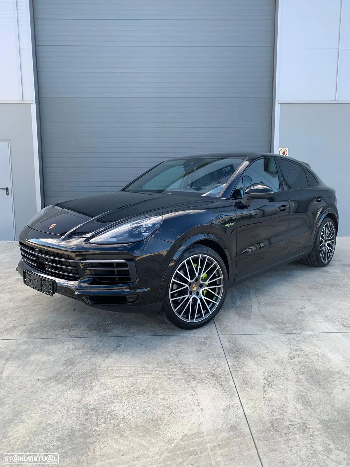 Porsche Cayenne Coupé E-Hybrid Platinum Edition - 1