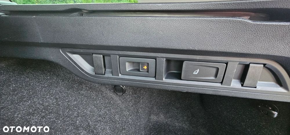 Skoda Octavia 2.0 TDI 4x4 Scout DSG - 17