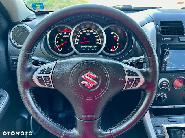 Suzuki Grand Vitara 1.9 DDiS Premium - 10
