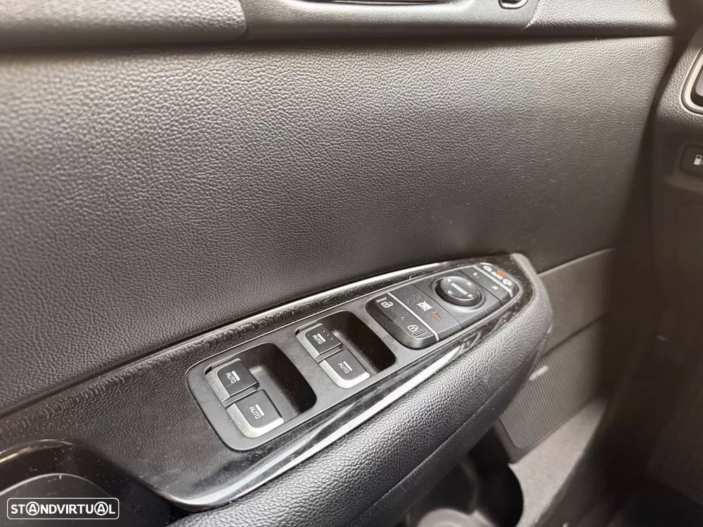Kia Optima SW 2.0 CVVT PHEV - 19