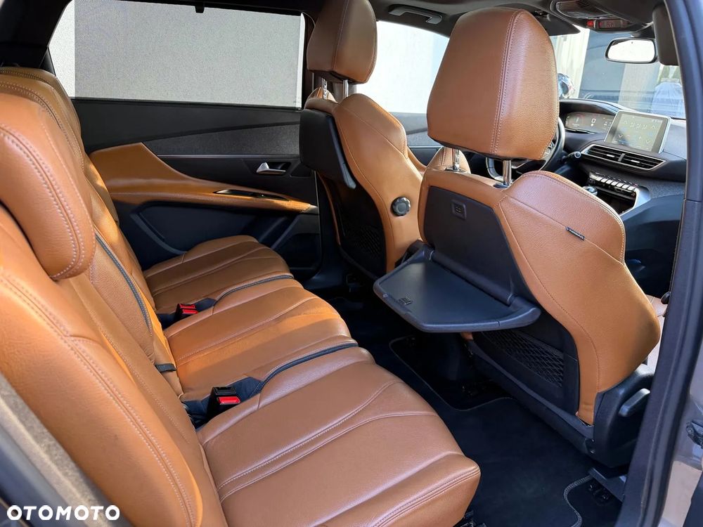 Peugeot 5008 - 18