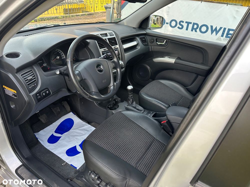 Kia Sportage 2.0 CRDI 4WD Cup - 17