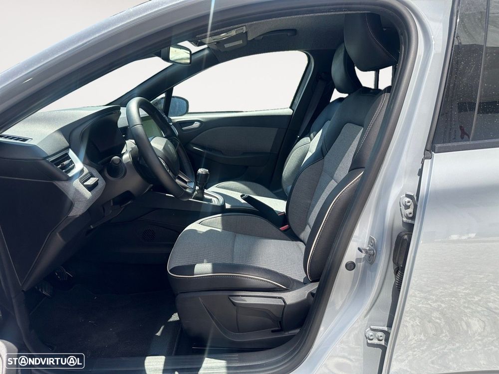 Renault Clio 1.0 TCe Techno - 9