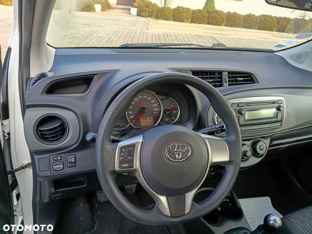 Toyota Yaris 1.0 VVT-i Trend - 8