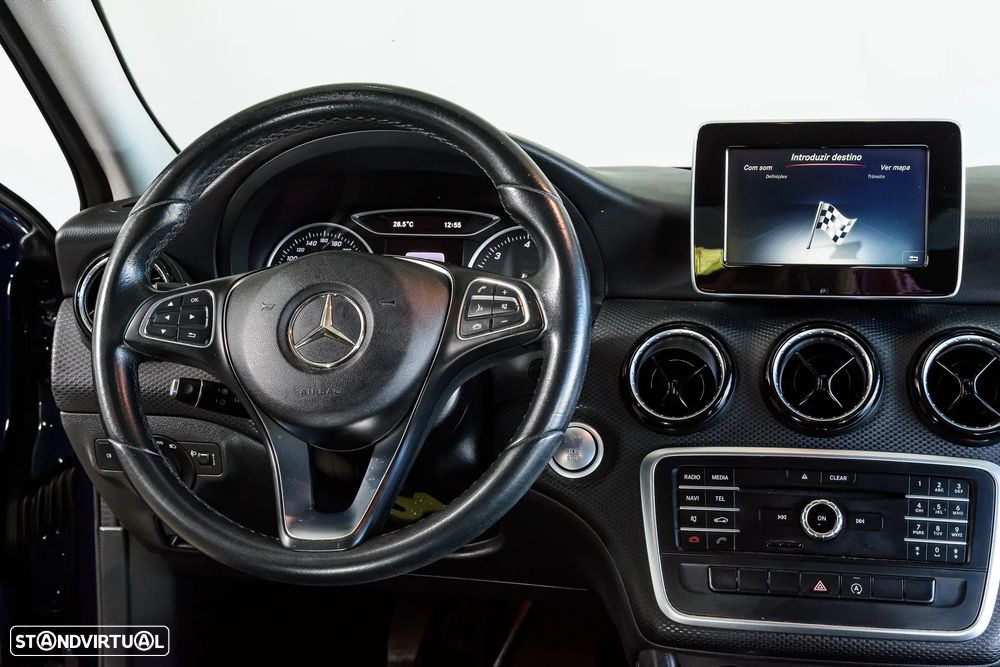 Mercedes-Benz A 180 d BlueEFFICIENCY Edition - 11
