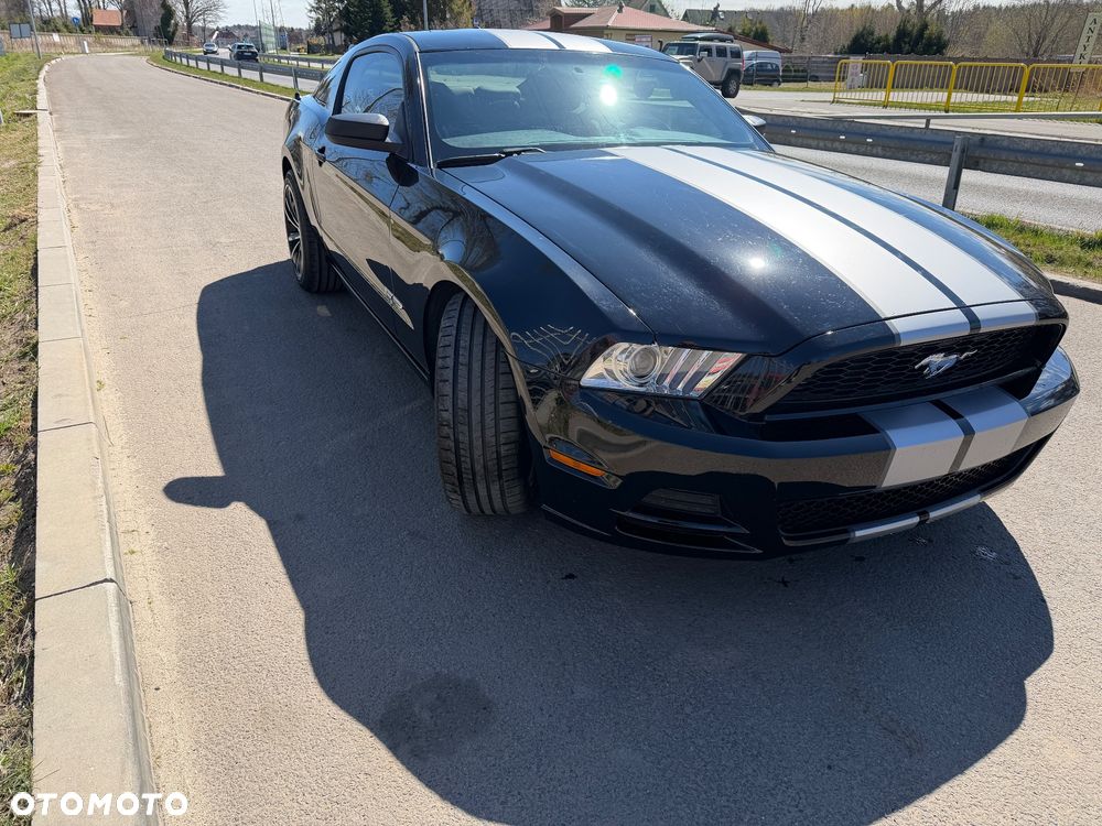 Ford Mustang - 3