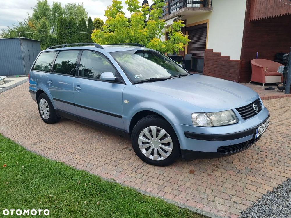 Volkswagen Passat 1.8 Comfortline - 13