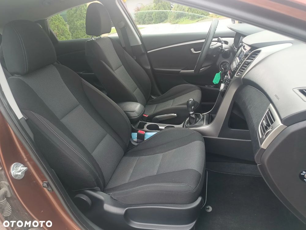Hyundai i30 1.6 Style - 8