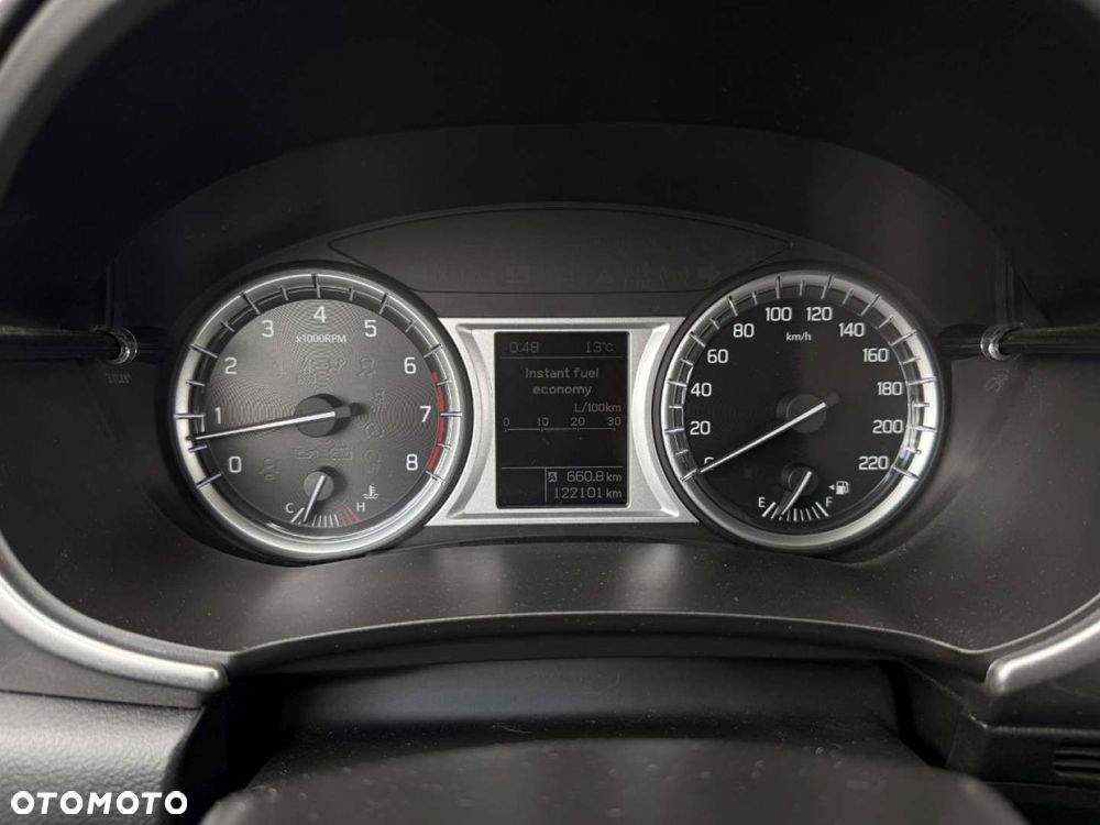 Suzuki Vitara 1.6 Premium 2WD - 25