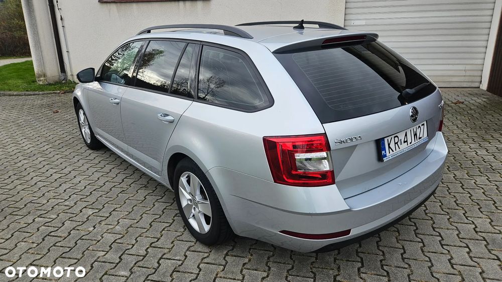 Skoda Octavia - 3