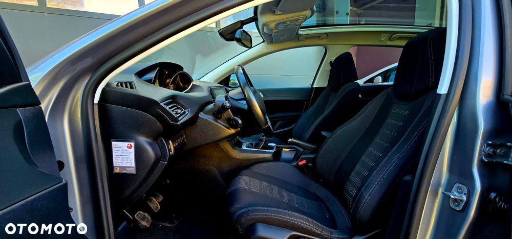 Peugeot 308 BlueHDi FAP 120 Stop & Start Allure - 23