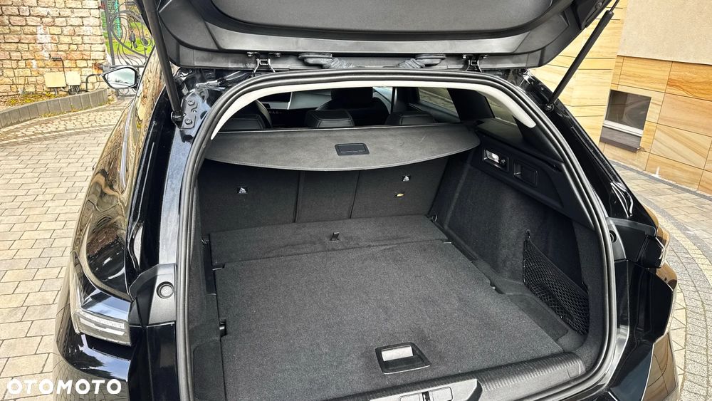 Peugeot 308 BlueHDi 130 EAT8 Allure - 33