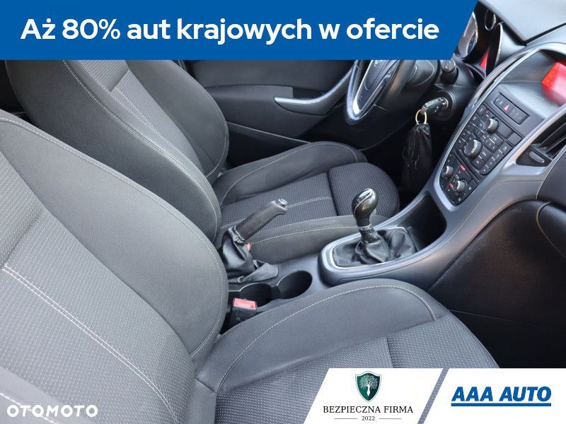 Opel Astra - 11