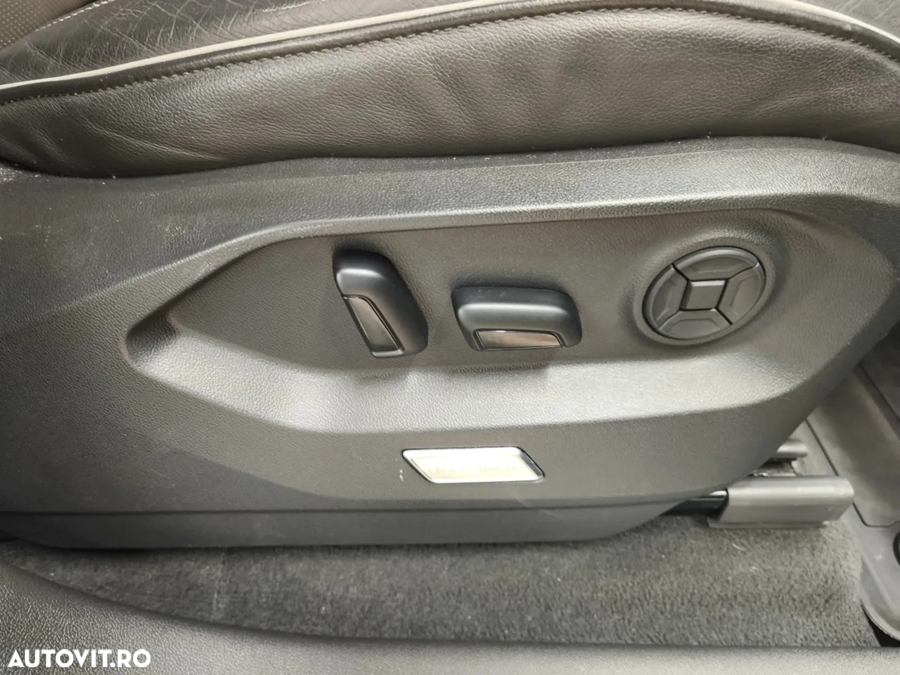 Volkswagen Touareg 3.0 V6 TDI 4Motion DPF Automatik R-Line - 14