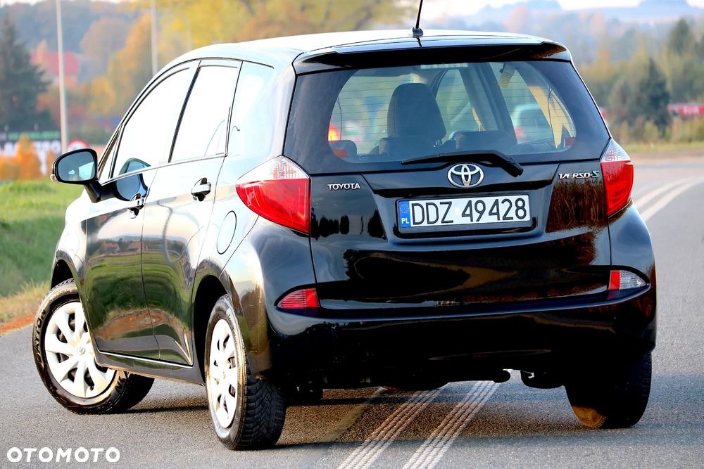 Toyota Verso S 1.33 Premium - 33