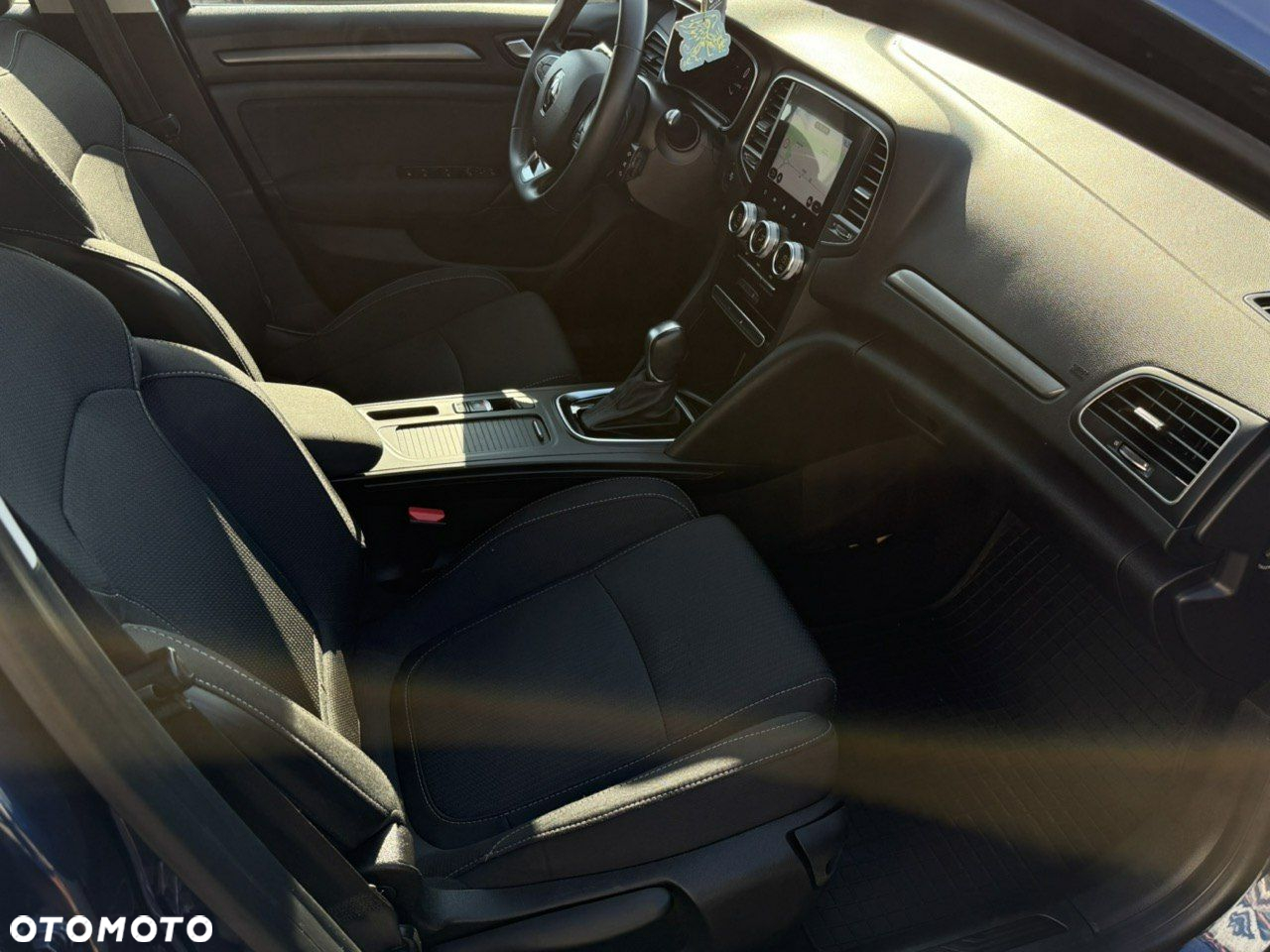Renault Megane Grandtour E-TECH Plug-in 160 R.S LINE - 14