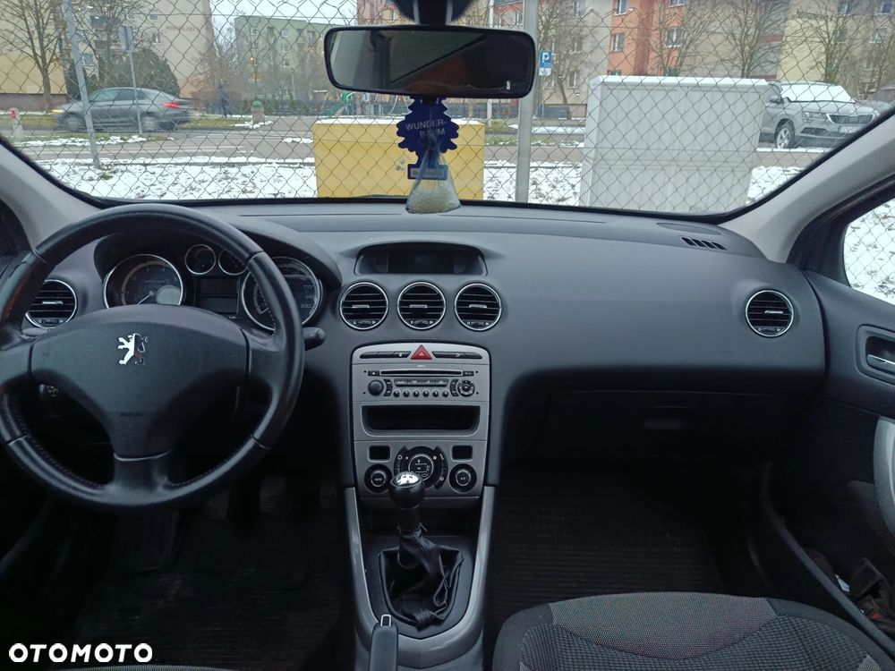 Peugeot 308 1.6 Trendy - 9