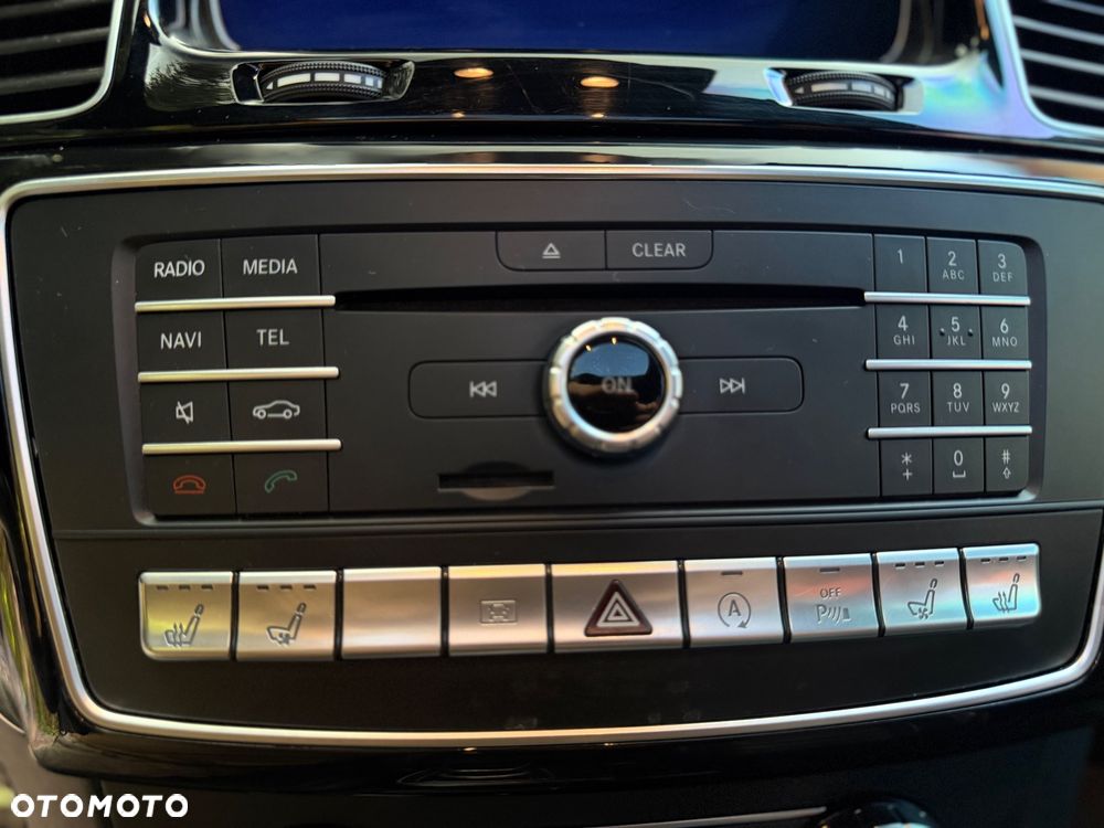 Mercedes-Benz GLS AMG 63 4Matic AMG Speedshift 7G-TRONIC - 24