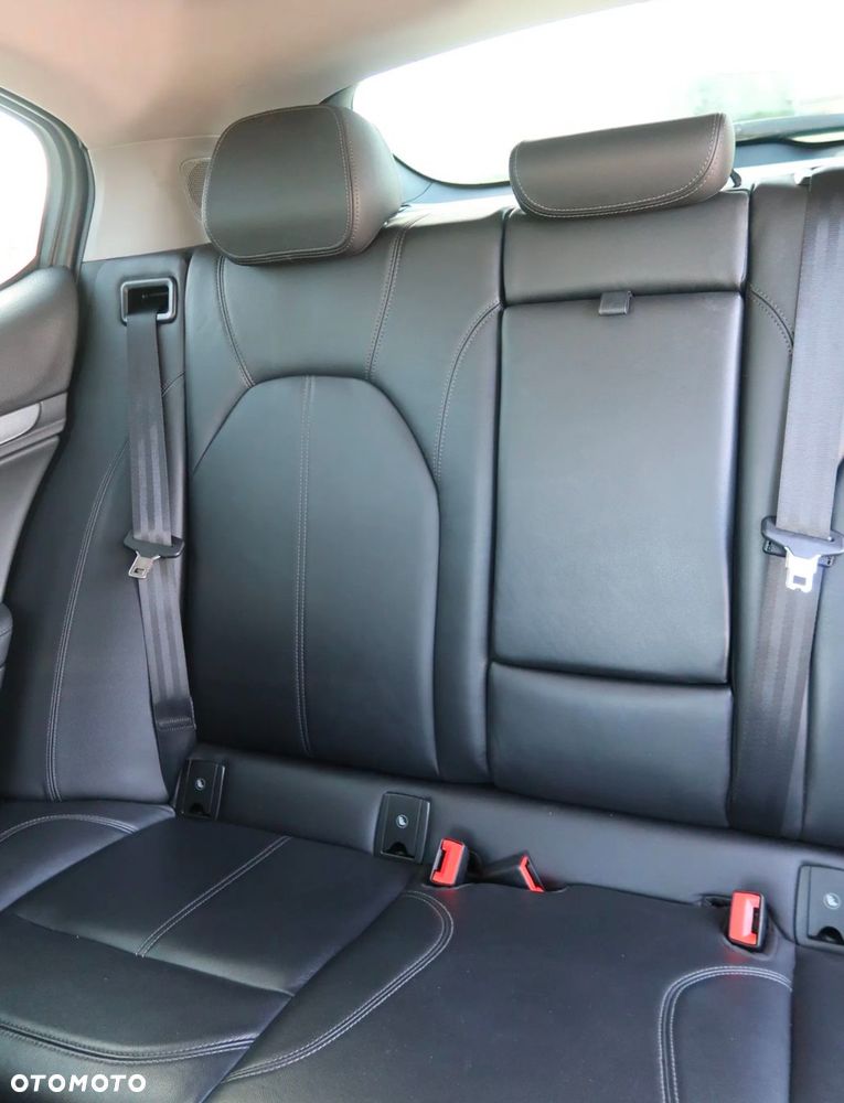 Alfa Romeo Stelvio 2.0 Turbo 16V AT8-Q4 Ti - 17