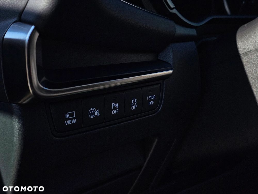 Mazda 3 e-SKYACTIV-G 140 M HYBRID EXCLUSIVE-LINE - 12