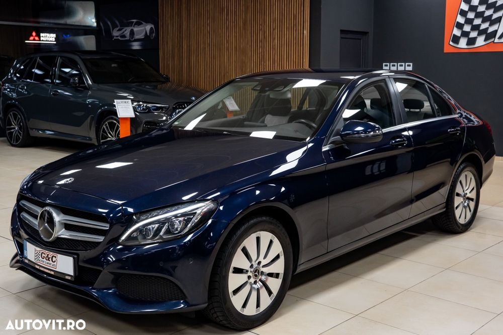 Mercedes-Benz C 200 4Matic 9G-TRONIC Exclusive - 29