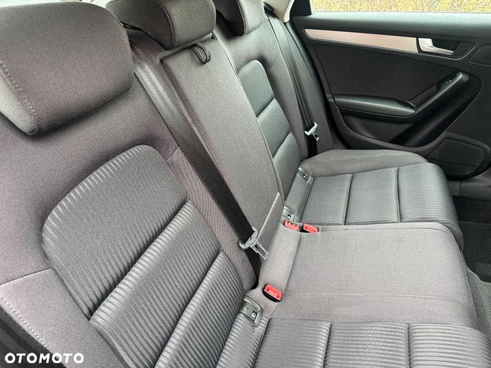 Audi A4 Avant 2.0 TDI 120g DPF Attraction - 26