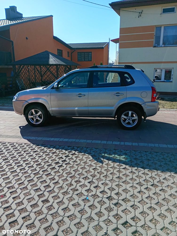 Hyundai Tucson - 4