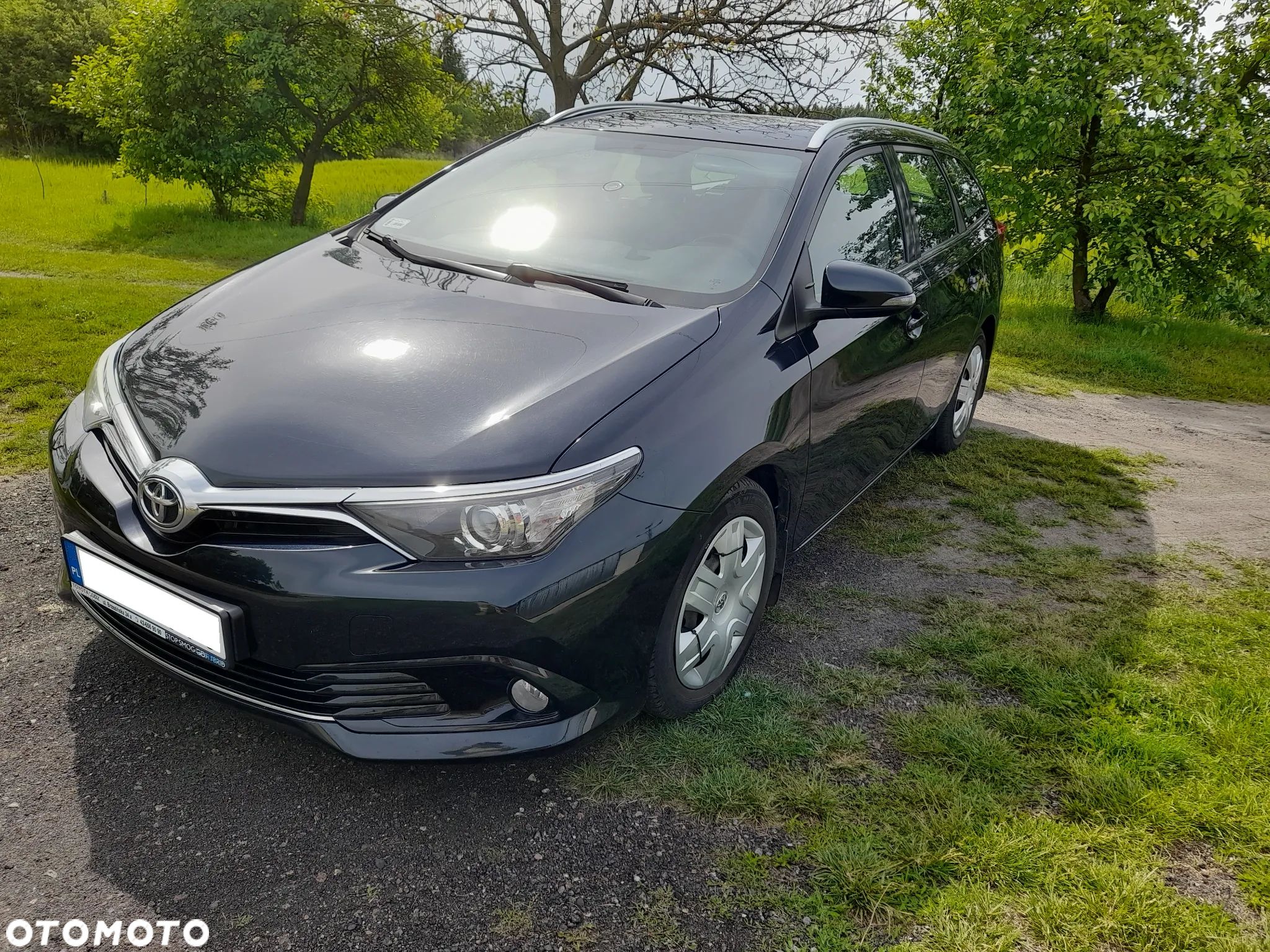 Toyota Auris 1.6 Premium MS - 1