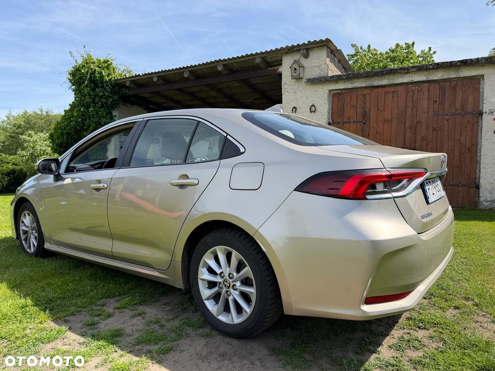 Toyota Corolla 1.6 Classic Plus - 13