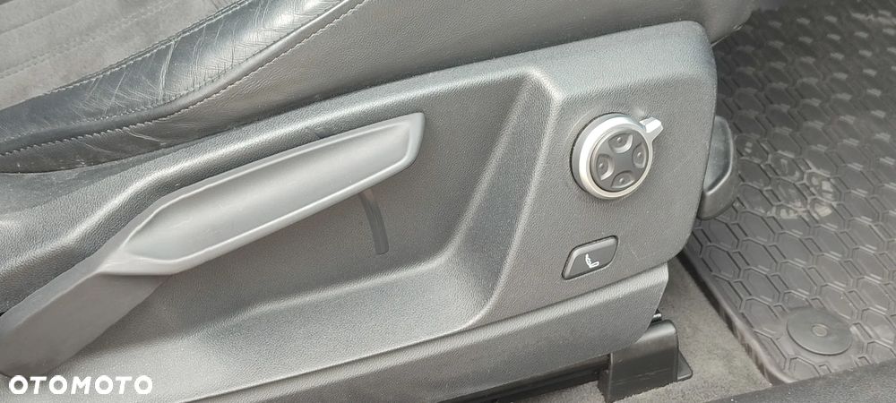 Audi Q5 40 TDI Quattro S tronic sport - 34