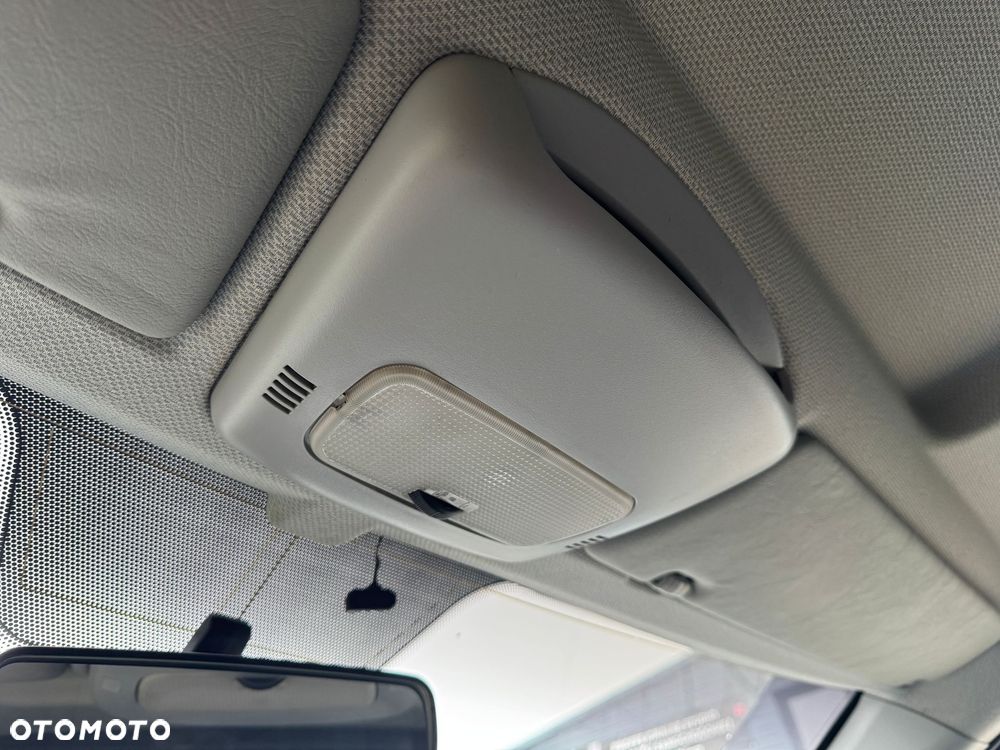 Mercedes-Benz Vito - 26