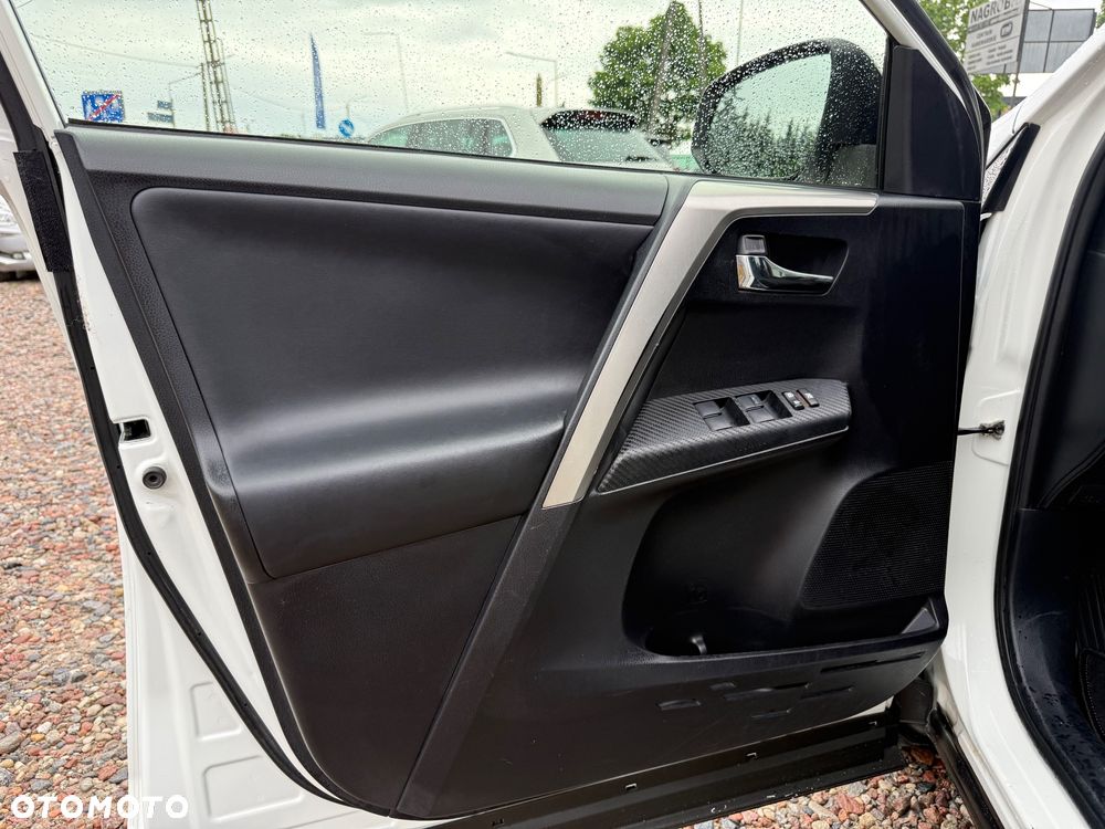 Toyota RAV4 - 34