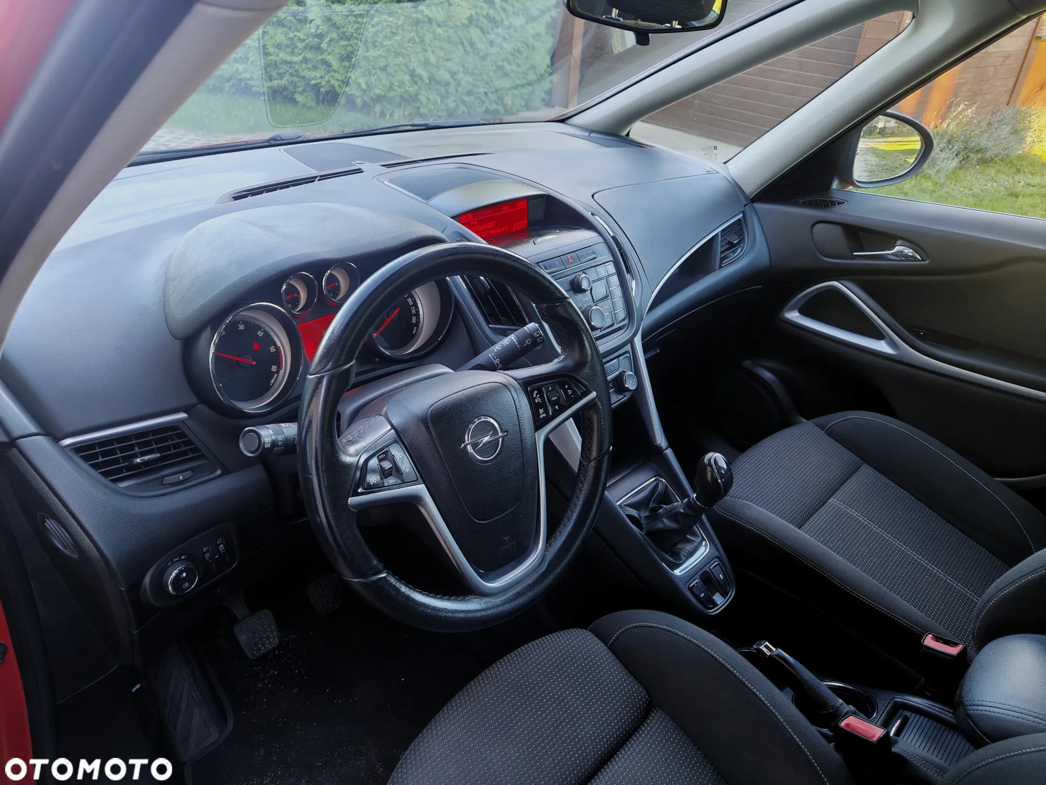 Opel Zafira Tourer 2.0 CDTI Edition - 17