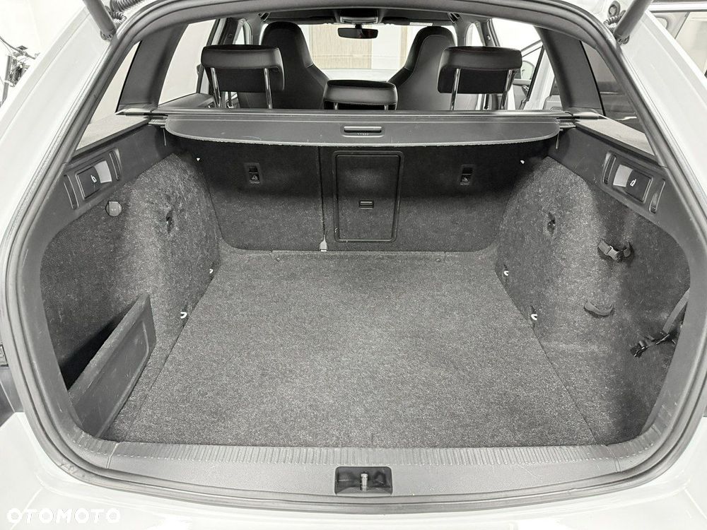 Skoda Octavia 2.0 TDI RS Challenge DSG - 15