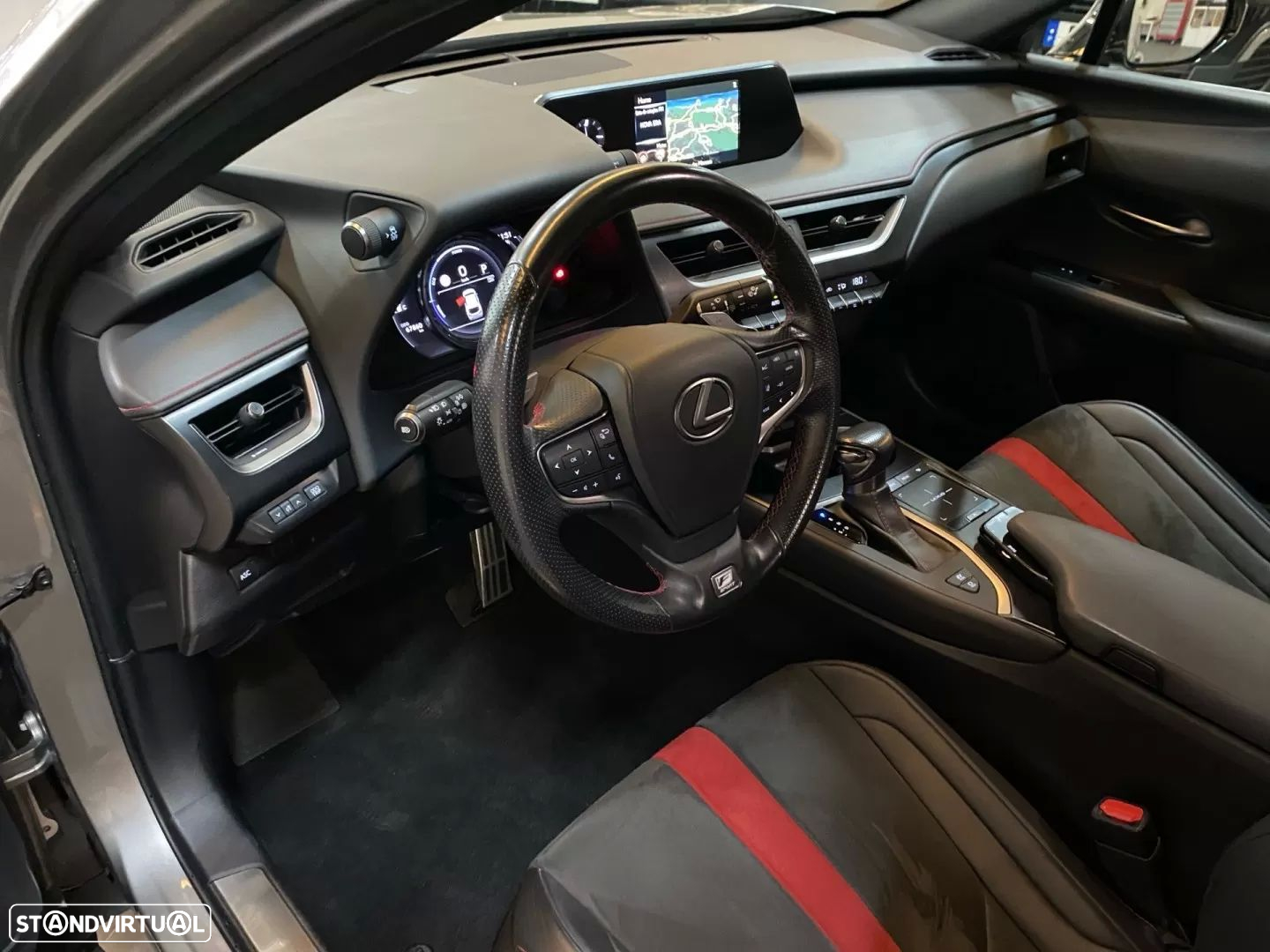 Lexus UX 250h F Sport+ - 9