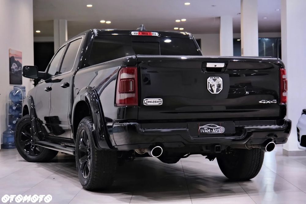 RAM 1500 Crew Cab Longhorn - 8