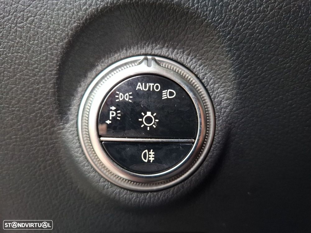 Mercedes-Benz C 220 d Avantgarde - 21