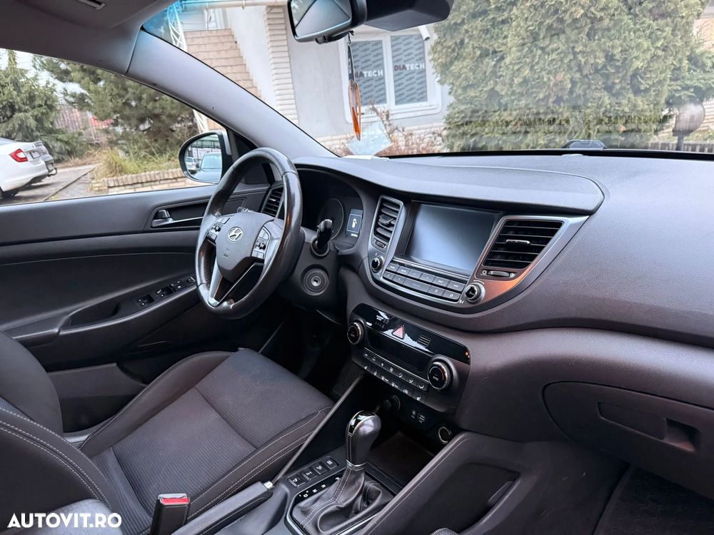 Hyundai Tucson 2.0 CRDI 4WD 6AT Style - 6