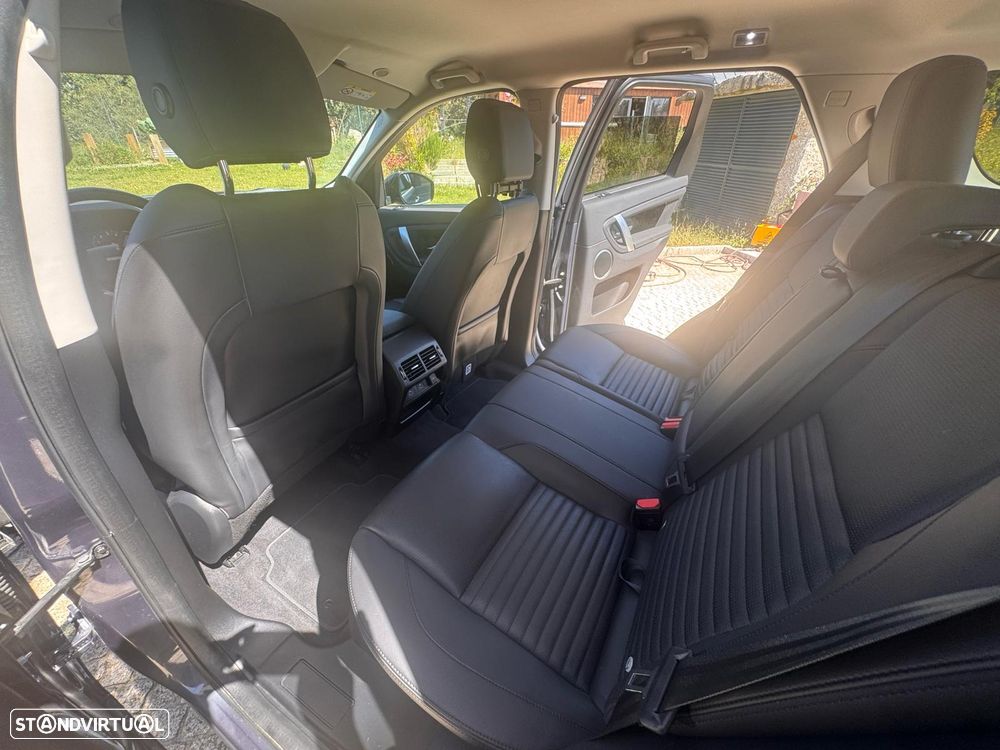 Land Rover Discovery Sport - 8