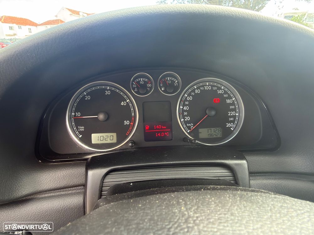 VW Passat 1.9 TDi - 9