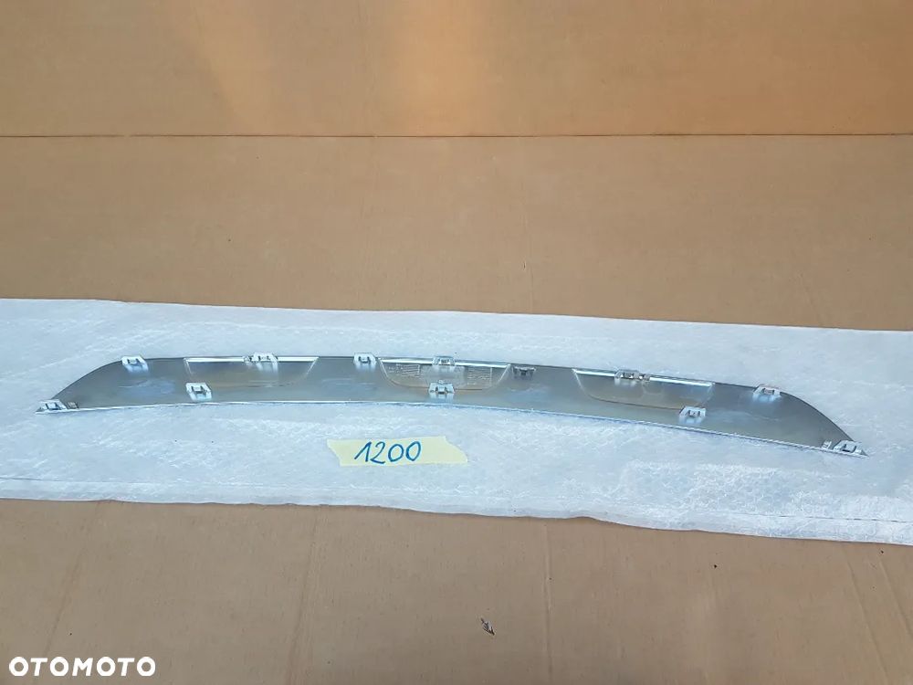 Mercedes W213 E Listwa Zderzaka Tył Chrom - 5